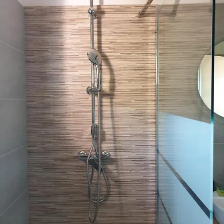 El Istria Villa *