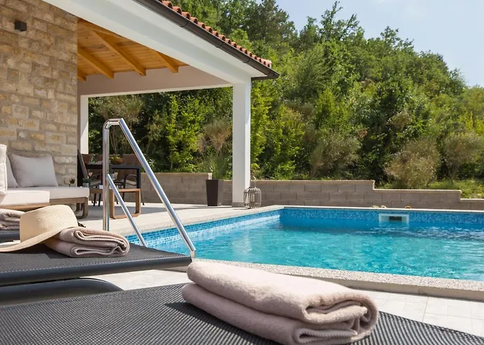 빌라 El Istria Rabac- Private Pool & Bbq